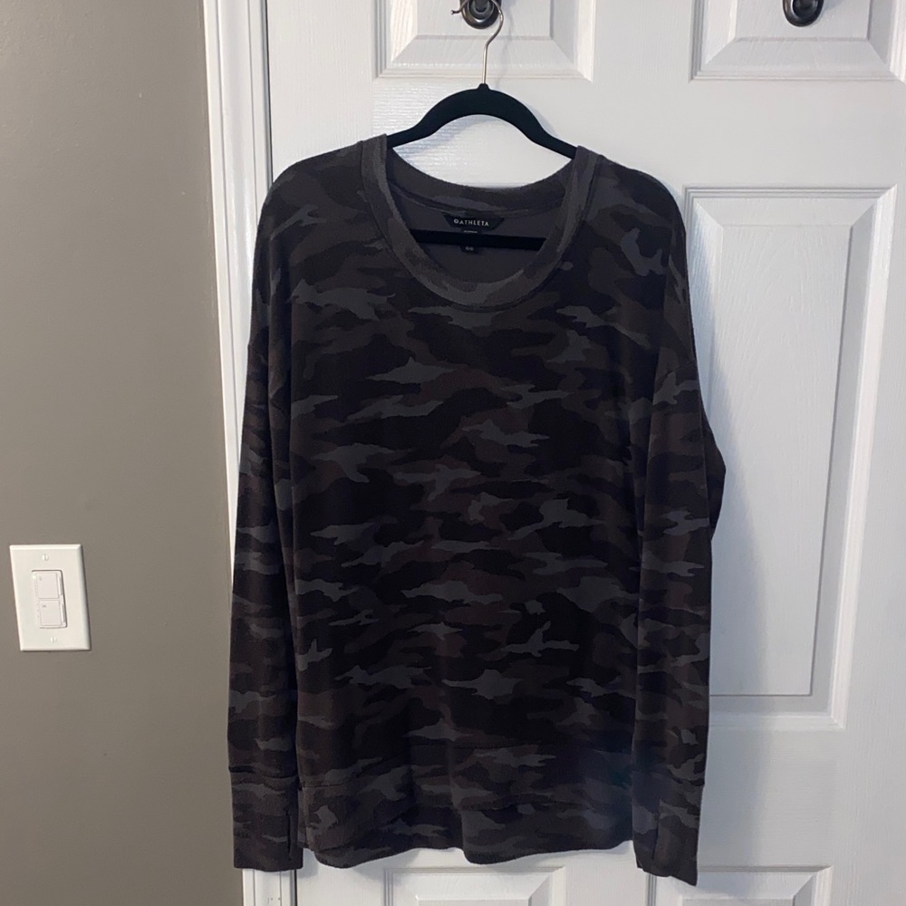 Athleta Camouflage Sweatshirt - Black and Brown and Gray, size: LARGE TALL